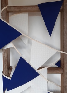 Boat-sail bunting, blue and white