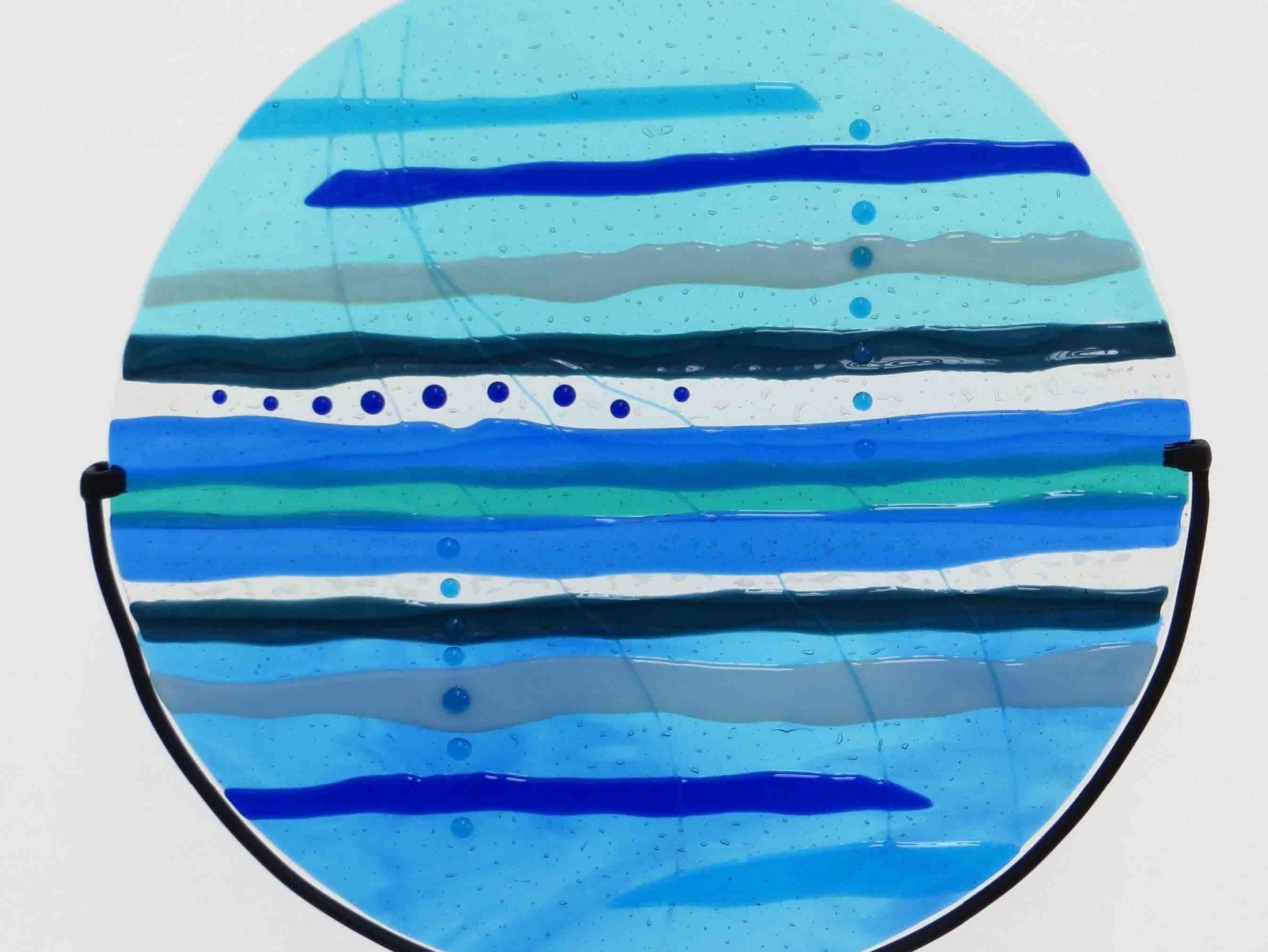 Gay Hutchings - Blue Circle