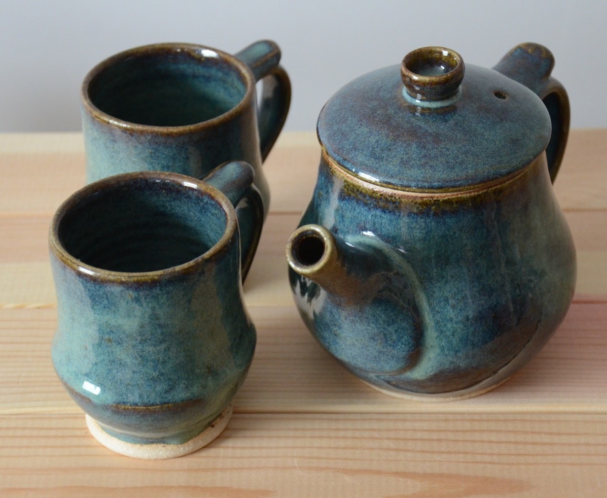 Dominic Upson - a teapot set